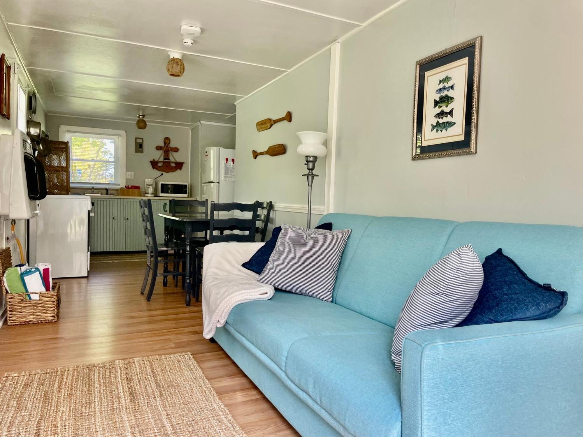 Drop Anchor Cottages And Lake House Geneva-on-the-Lake Exterior photo